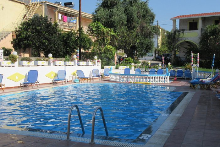 Romantica Leftis Pool: Pictures & Reviews - Tripadvisor