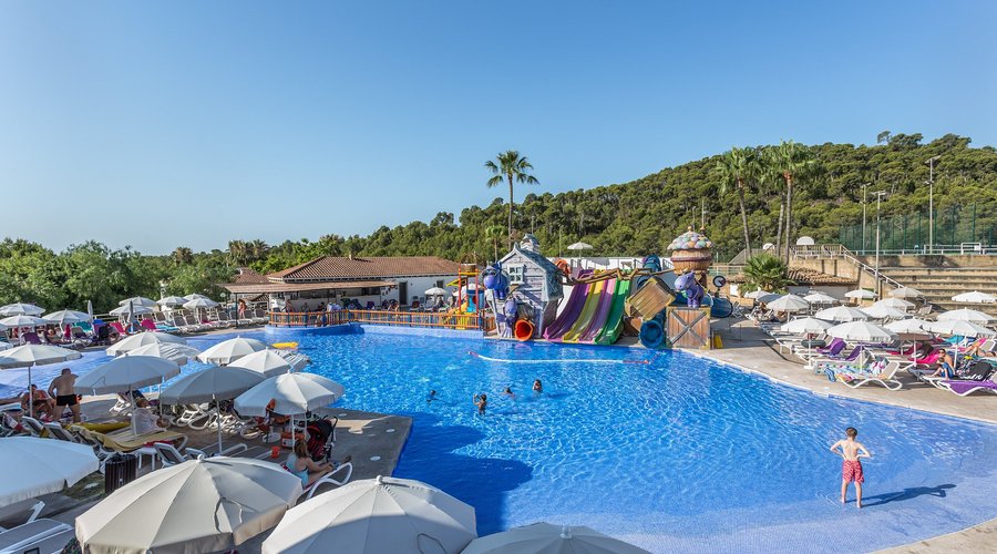 SPLASH POOL / CASTILLO ACUATICO 