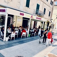 Gelateria Leccami