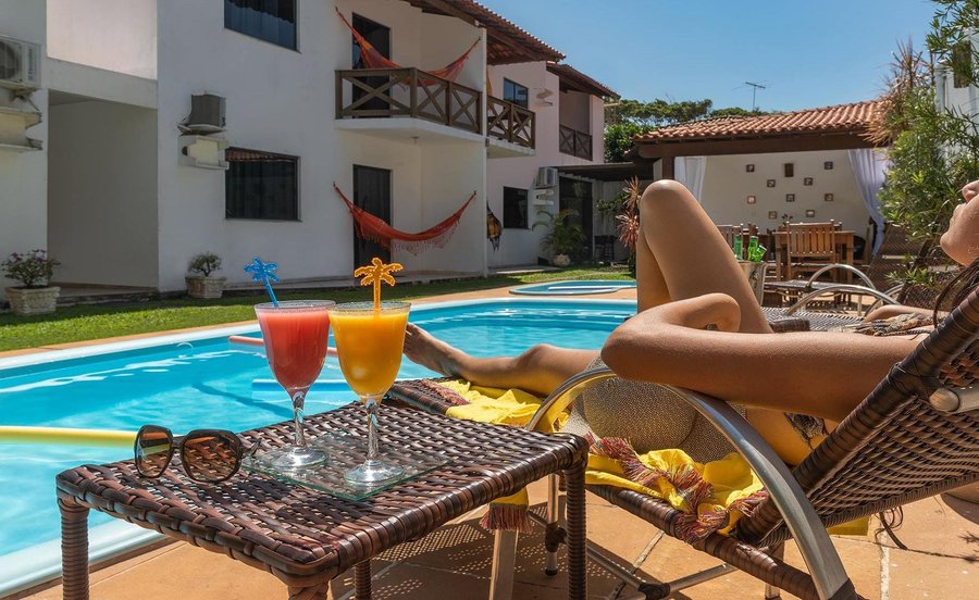 Uma das piscinas da propriedade.