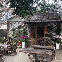 entrance to the cafe