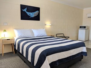Room & Suite