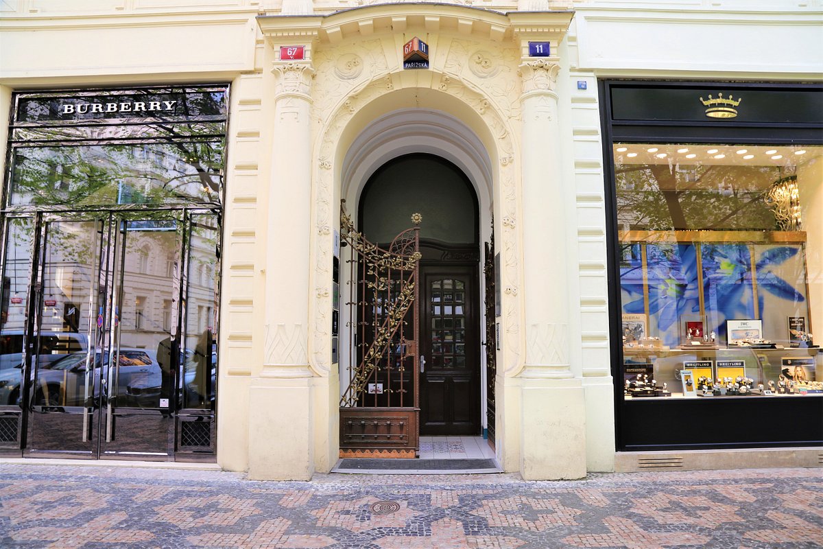 Louis Vuitton Prague, Prague