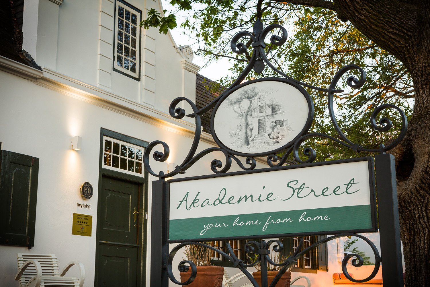 AKADEMIE STREET BOUTIQUE HOTEL Updated 2024 Prices Reviews