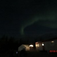 オーロラは出たり消えたり