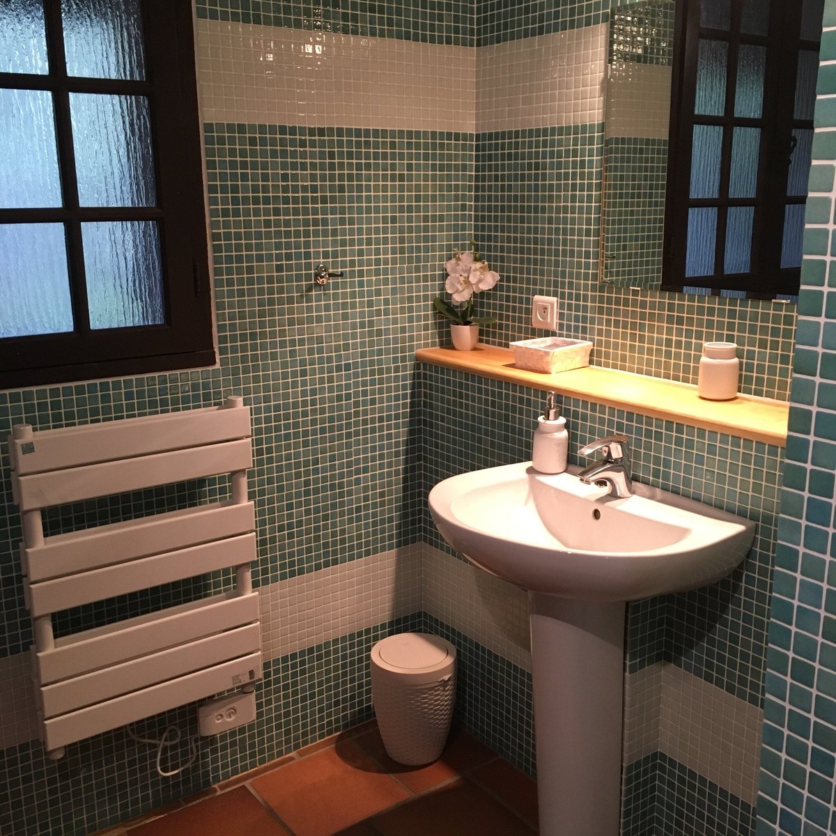 LE PATIO BLEU (AU$149): 2022 Prices & Reviews (La Crau, France ...