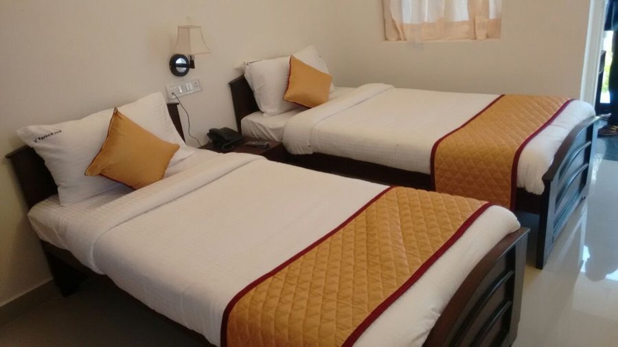 Varuna Inn Banquets Resort 28 5 6 Updated 2020 Prices Reviews Chennai Madras India Tripadvisor