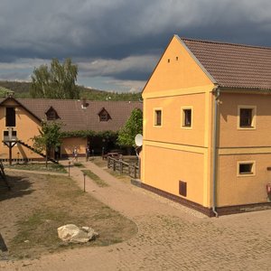 Výhled z okna pokoje