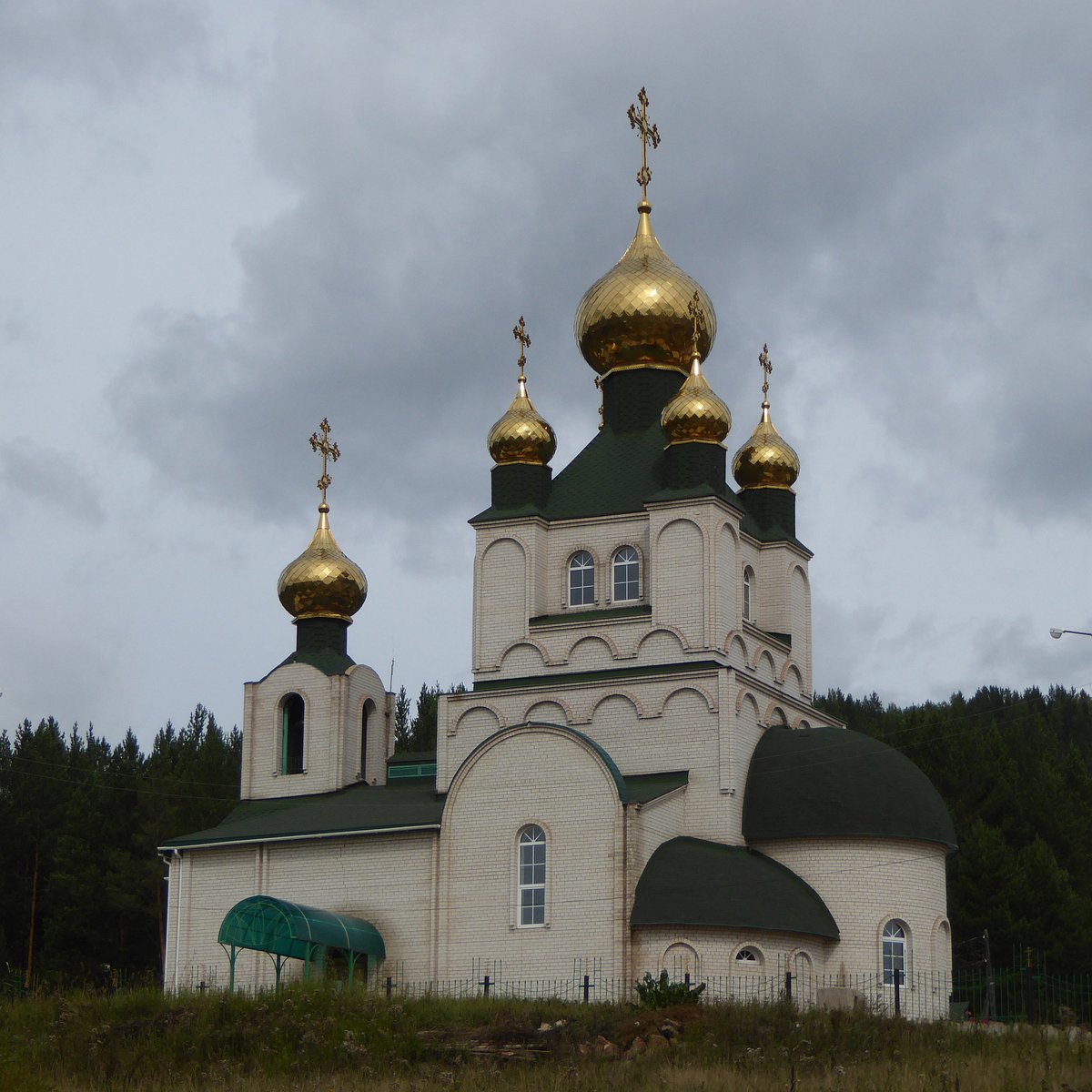 Храм всех святых Усть Илимск