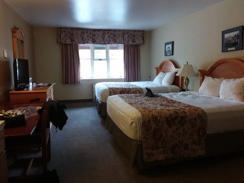 CLARION HOTEL & SUITES FAIRBANKS NEAR FT. WAINWRIGHT $107 ($̶1̶4̶1̶ ...