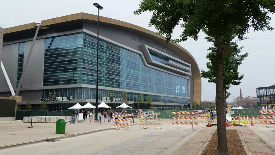 milwaukee bucks store fiserv forum