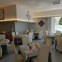 L'atmosfera accogliente, moderna ed elegante del ristorante Per..Bacco