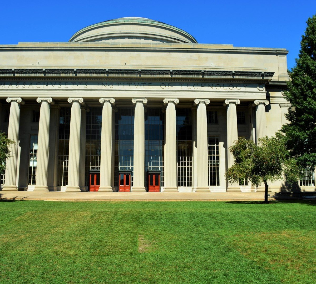 Mit Campus Dome