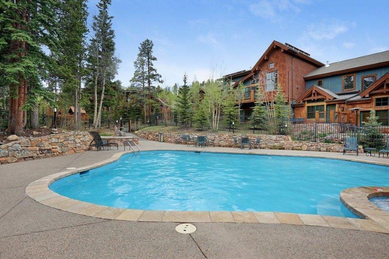 Hotel photo 31 of Mountain Thunder Lodge.