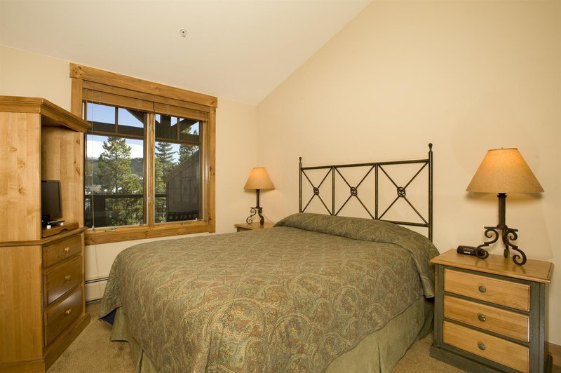 Hotel photo 9 of Mountain Thunder Lodge.