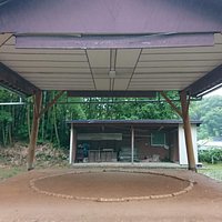 奉納相撲に使われると思われる土俵
