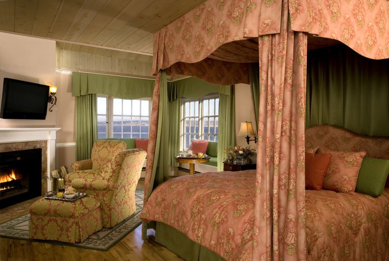 Hotel photo 5 of Spindrift Inn.