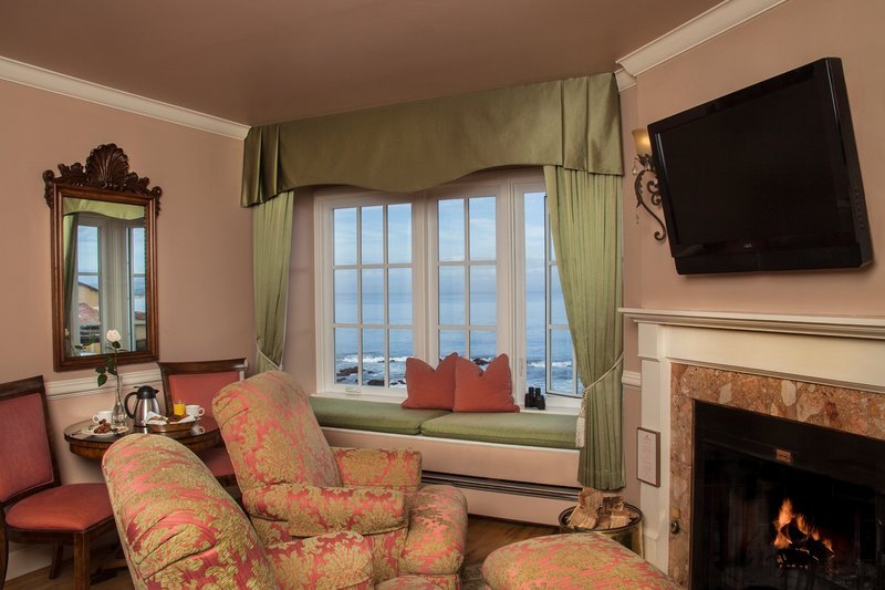 Hotel photo 2 of Spindrift Inn.