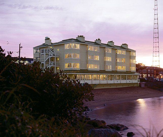 Hotel photo 3 of Spindrift Inn.