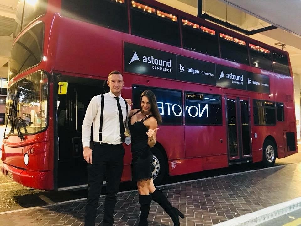 champagne tour bus london