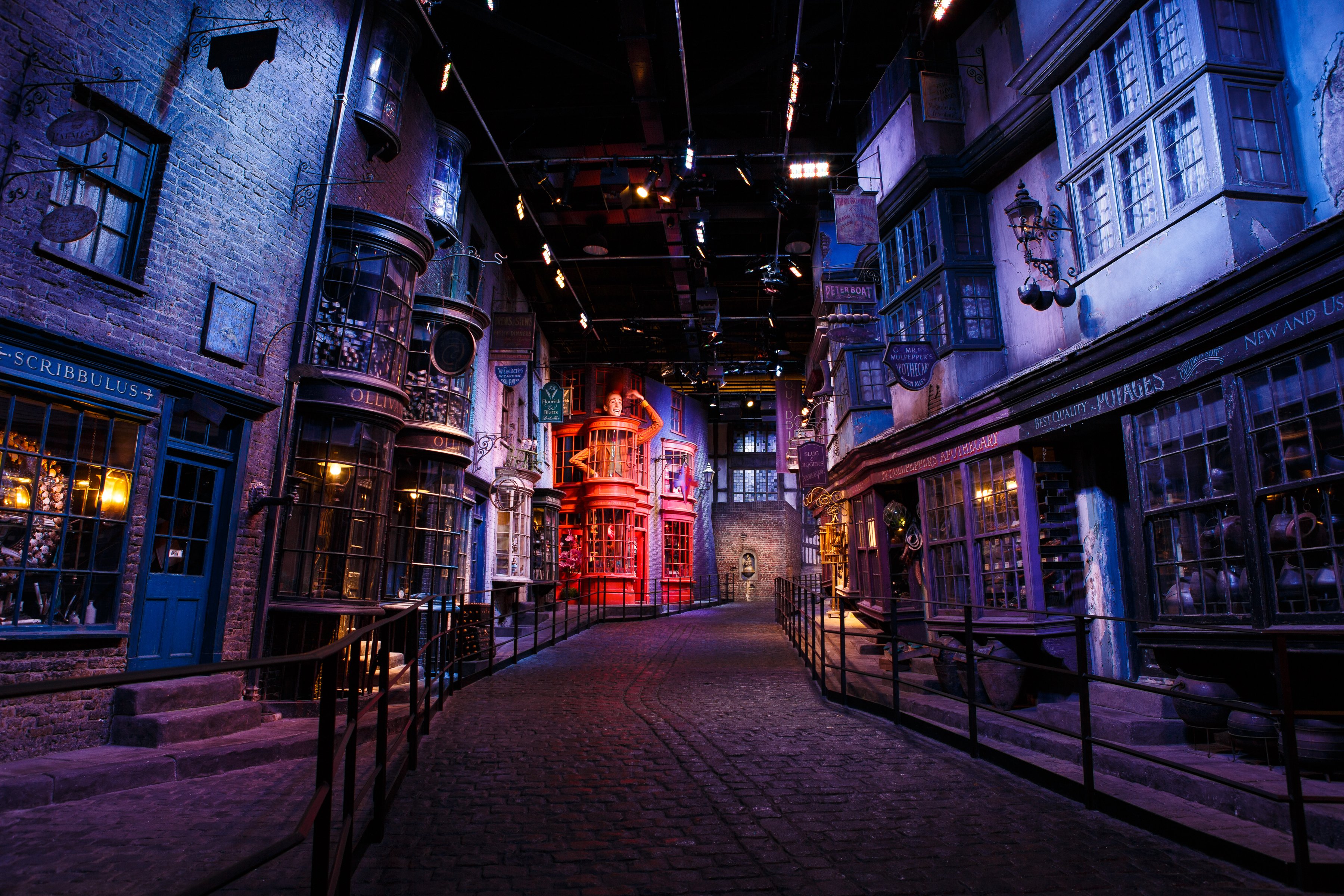 Warner Bros. Studio Tour London - The Making of Harry Potter - All