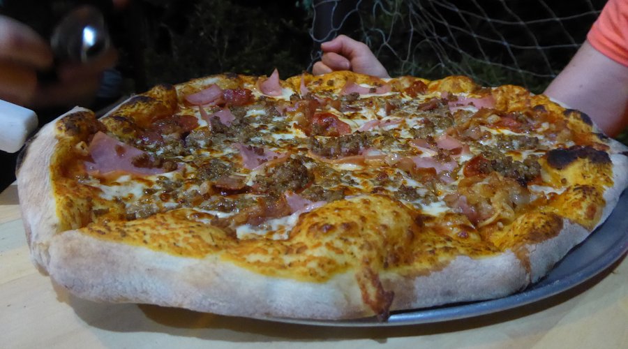 Medium Pizza