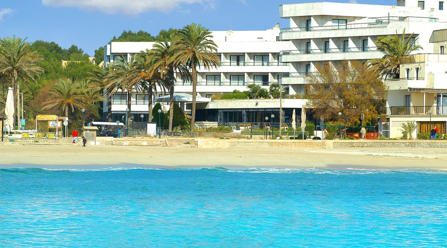 Hotel's Seafront