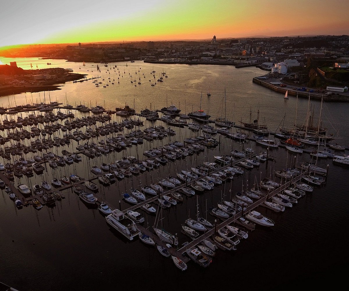 plymouth yacht haven vhf