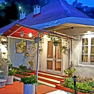 Evening view of Marley Villa