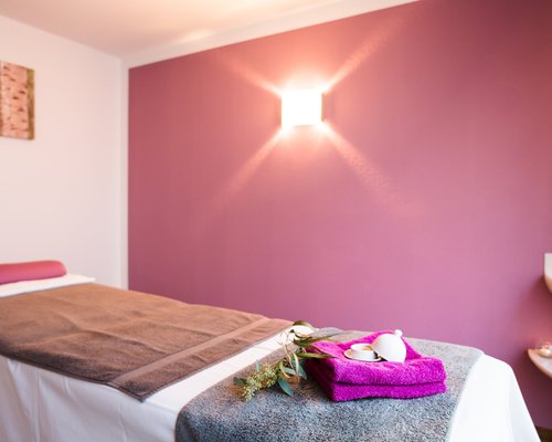 Body to body massage dresden