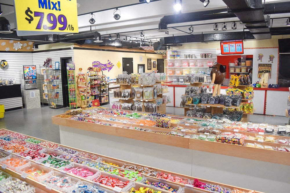 bulk candy store tour reviews