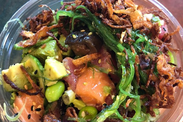 Poke Bowl Delivery in Long Beach - Order Poke Bowl Near Me Online