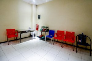 Pusat Bisnis & Ruang Acara