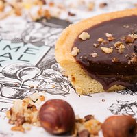 Tartelette Choco/Noisette et croustillant praliné