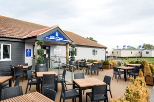 SEAVIEW HOLIDAY PARK - Prices & Campground Reviews (Swalecliffe, England)