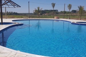 Piscina e praia