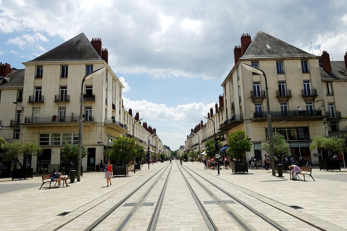 30 rue nationale tours