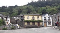 La navaja mayor del mundo. - Picture of Museo de Cuchilleria, Taramundi -  Tripadvisor