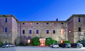 Lo Spedalicchio in Bastia Umbra, image may contain: Villa, Housing, City, Neighborhood
