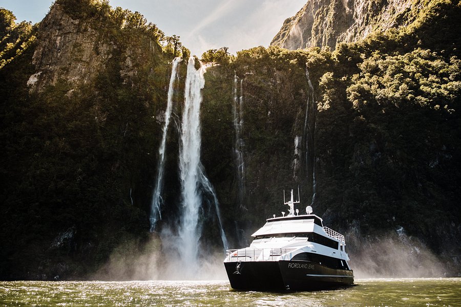 milford sound discovery cruise