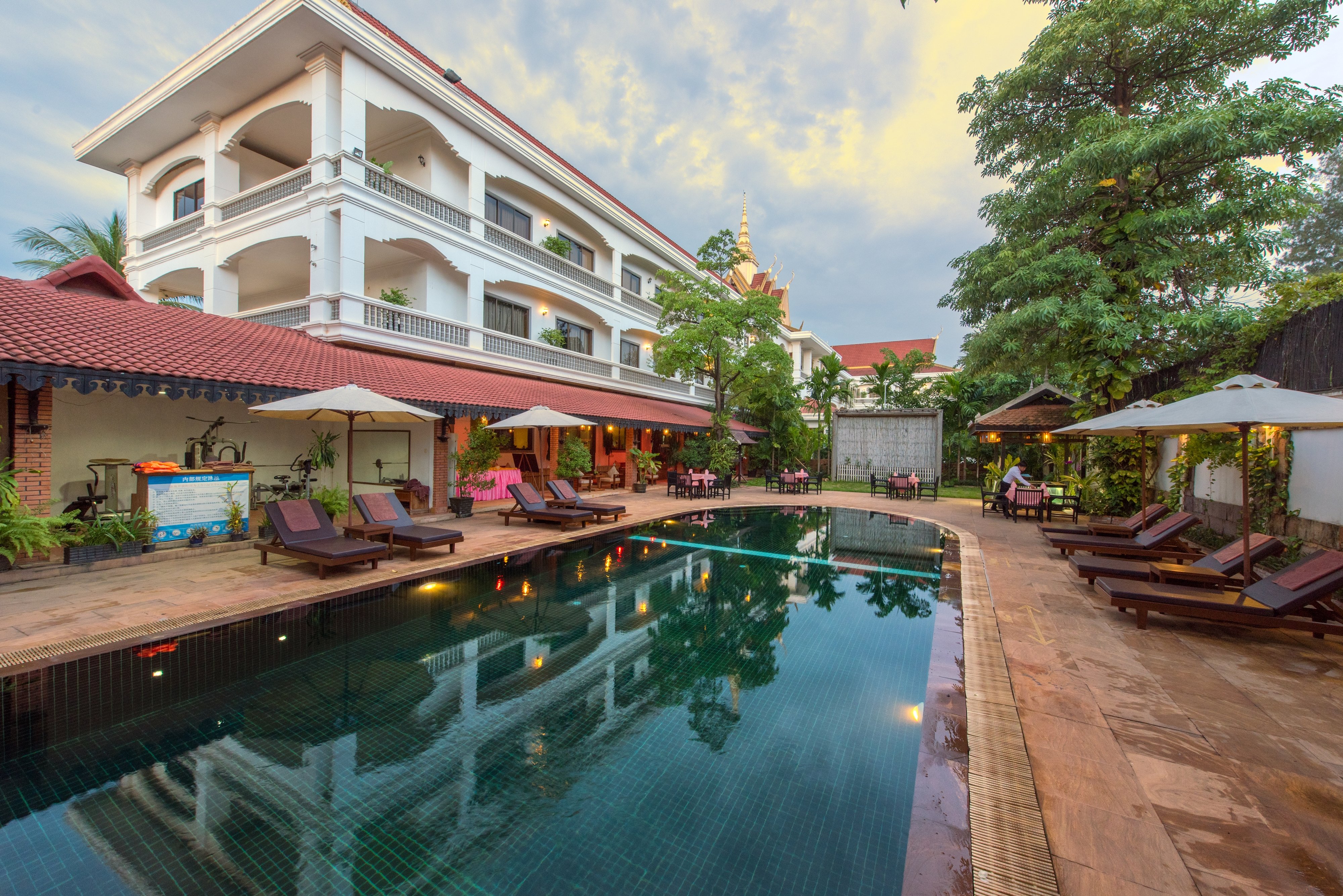 Lin Ratanak Angkor Hotel by null