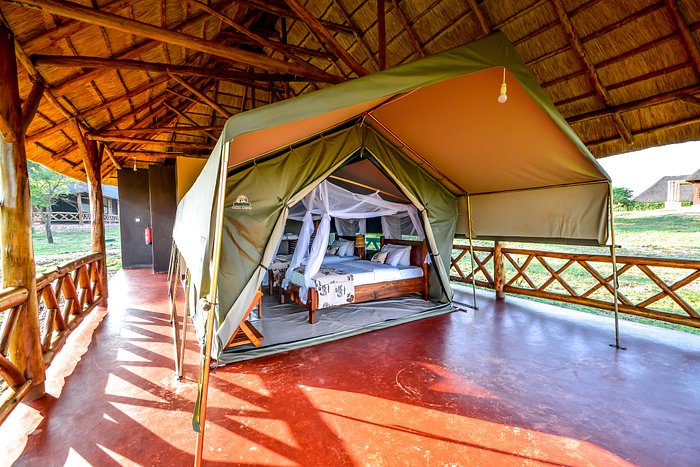twiga safari tented lodge