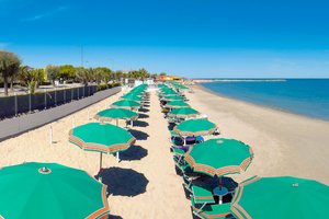 Piscina e spiaggia
