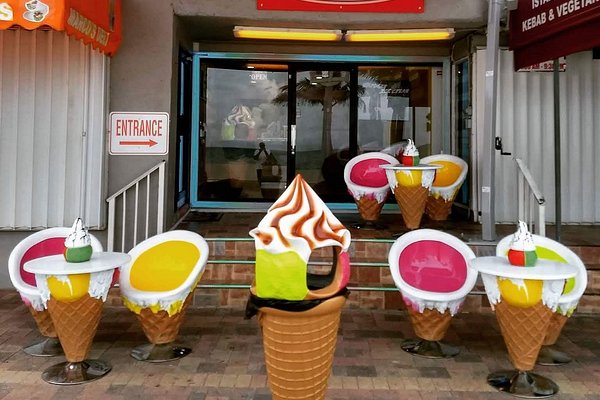 https://dynamic-media-cdn.tripadvisor.com/media/photo-o/14/b1/18/bd/da-vinchy-ice-cream.jpg?w=600&h=400&s=1