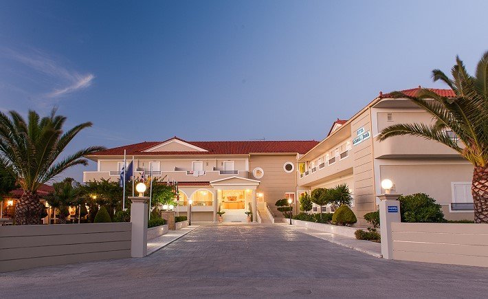THE 10 BEST Hotels in Kalamaki 2023 (from £28) - Tripadvisor