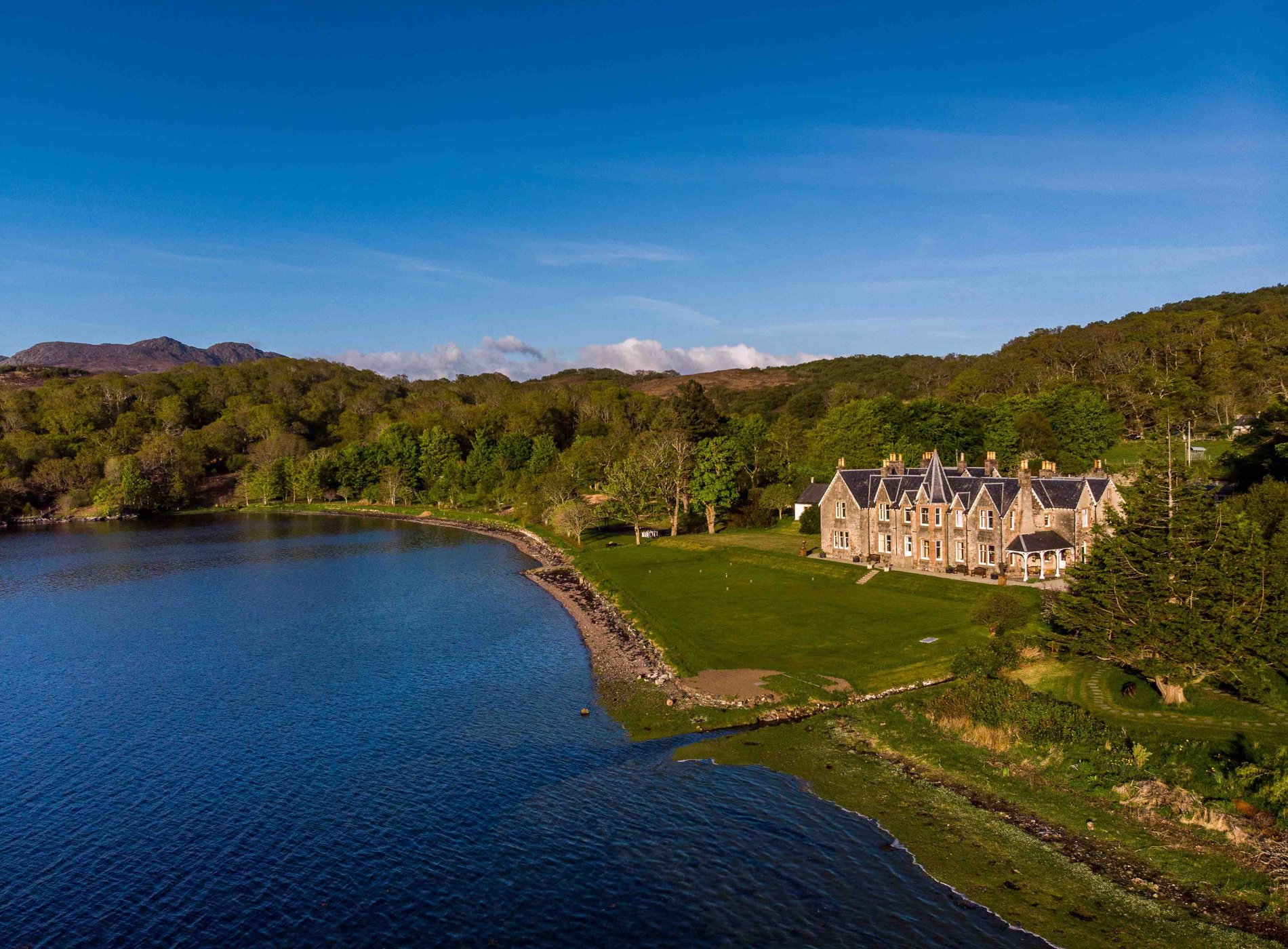 Shieldaig Lodge by null