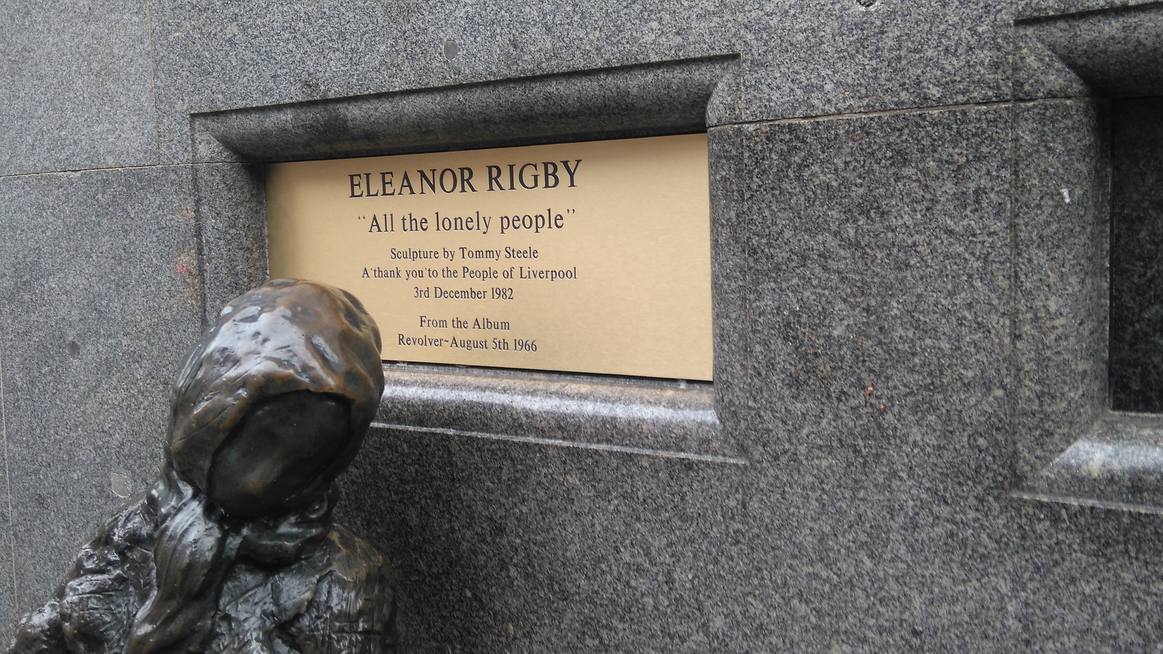 2024年 Eleanor Rigby Statue - 出発前に知っておくべきことすべて - トリップアドバイザー
