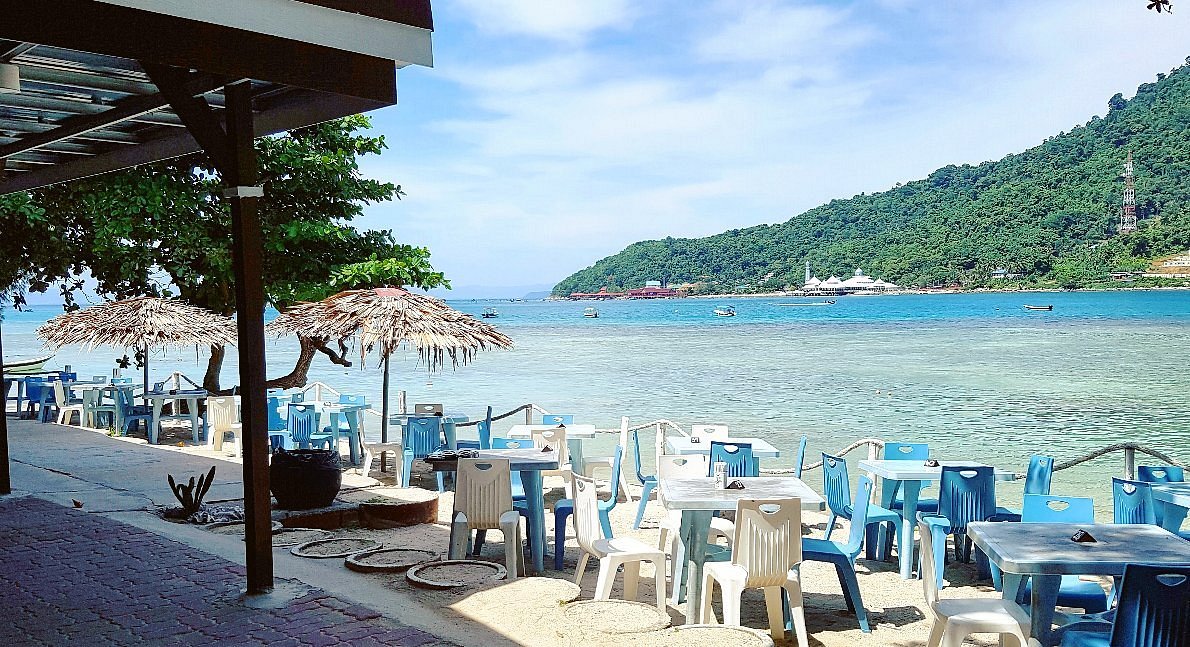 The Barat Perhentian Beach Resort, hotel in Pulau Redang