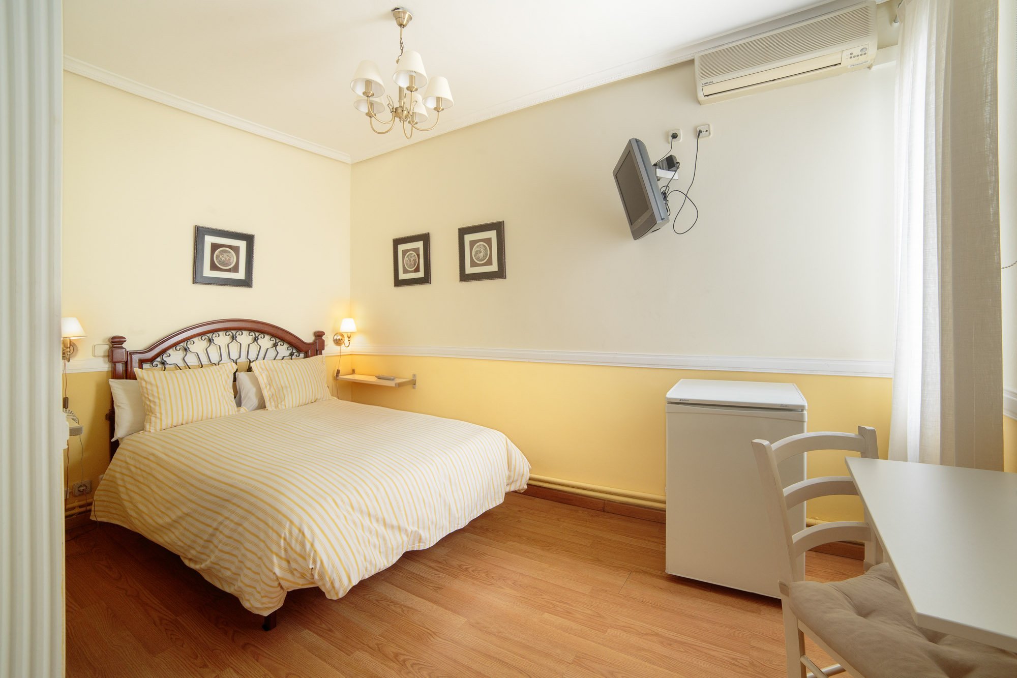 Hostal Adriano by null