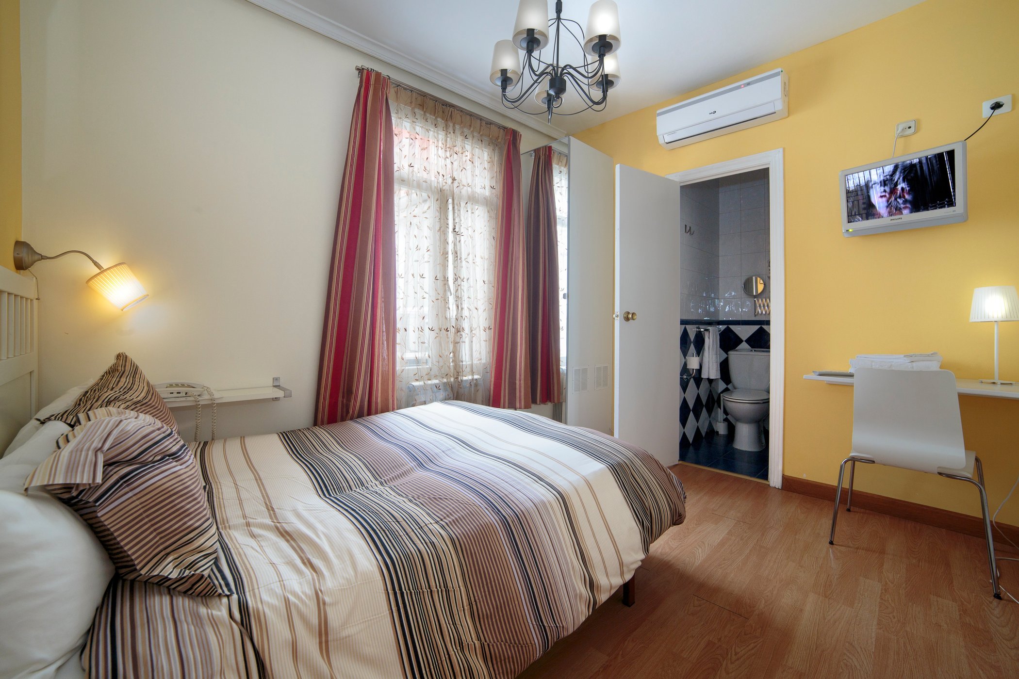 Hostal Adriano by null